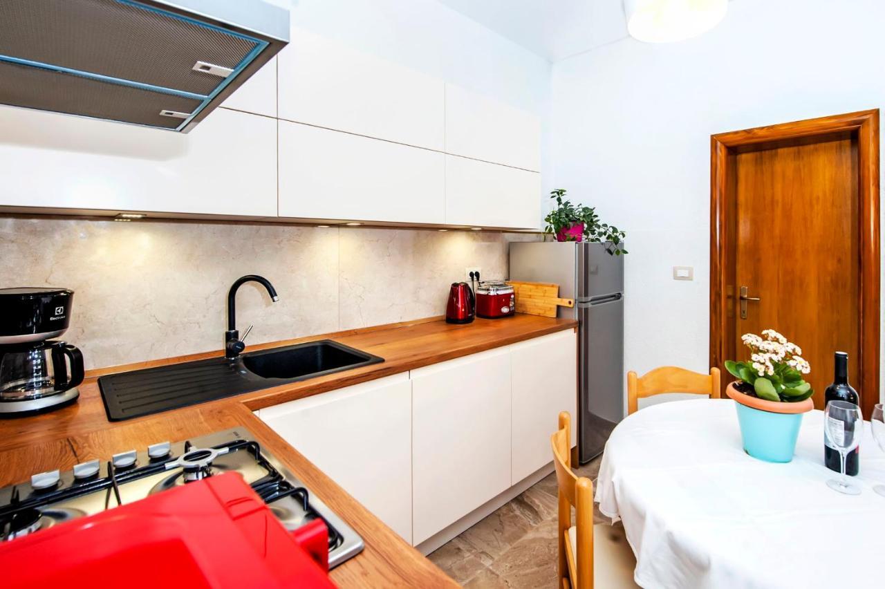 Apartments Karmen روفينج المظهر الخارجي الصورة