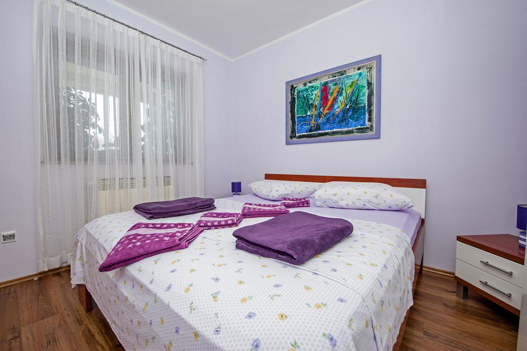 Apartments Karmen روفينج المظهر الخارجي الصورة