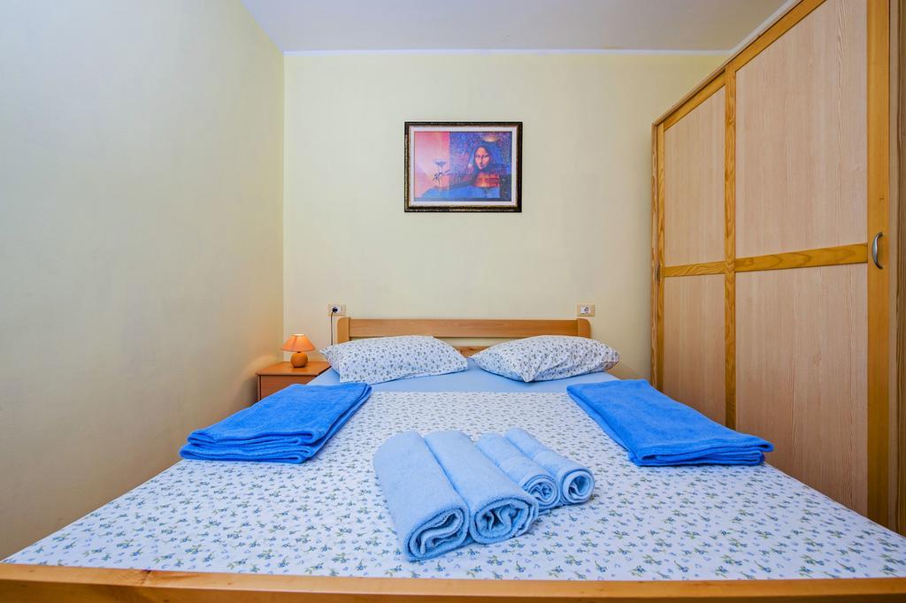 Apartments Karmen روفينج المظهر الخارجي الصورة